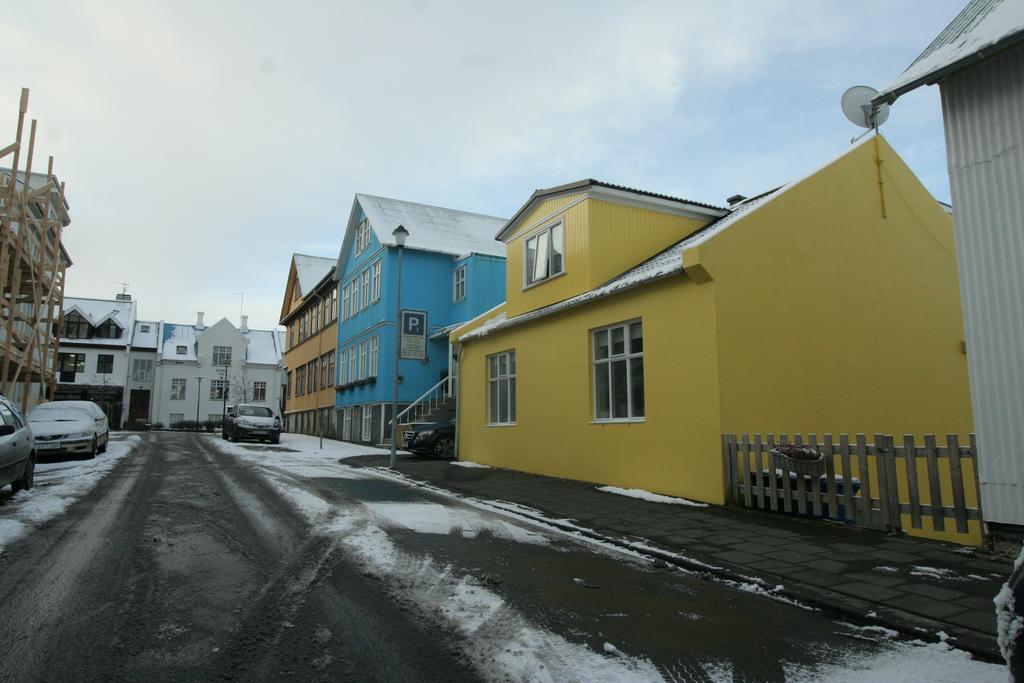 Our House Guesthouse Reykjavik Bagian luar foto