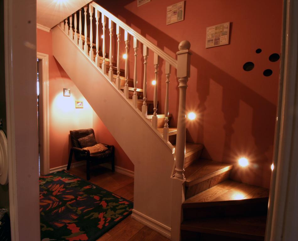Our House Guesthouse Reykjavik Bagian luar foto