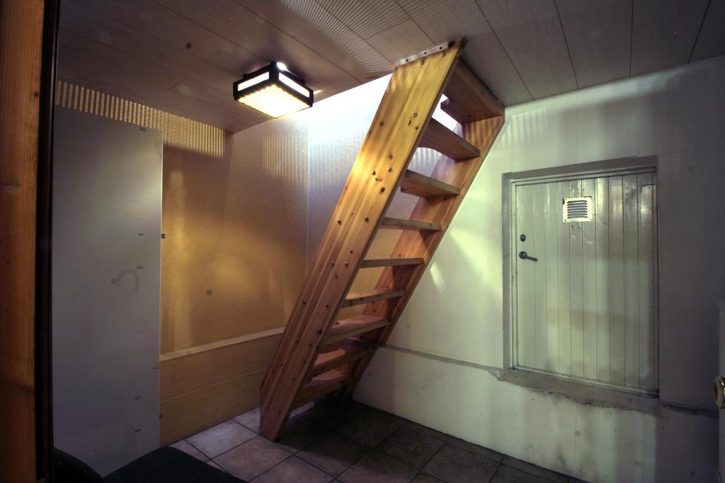 Our House Guesthouse Reykjavik Bagian luar foto