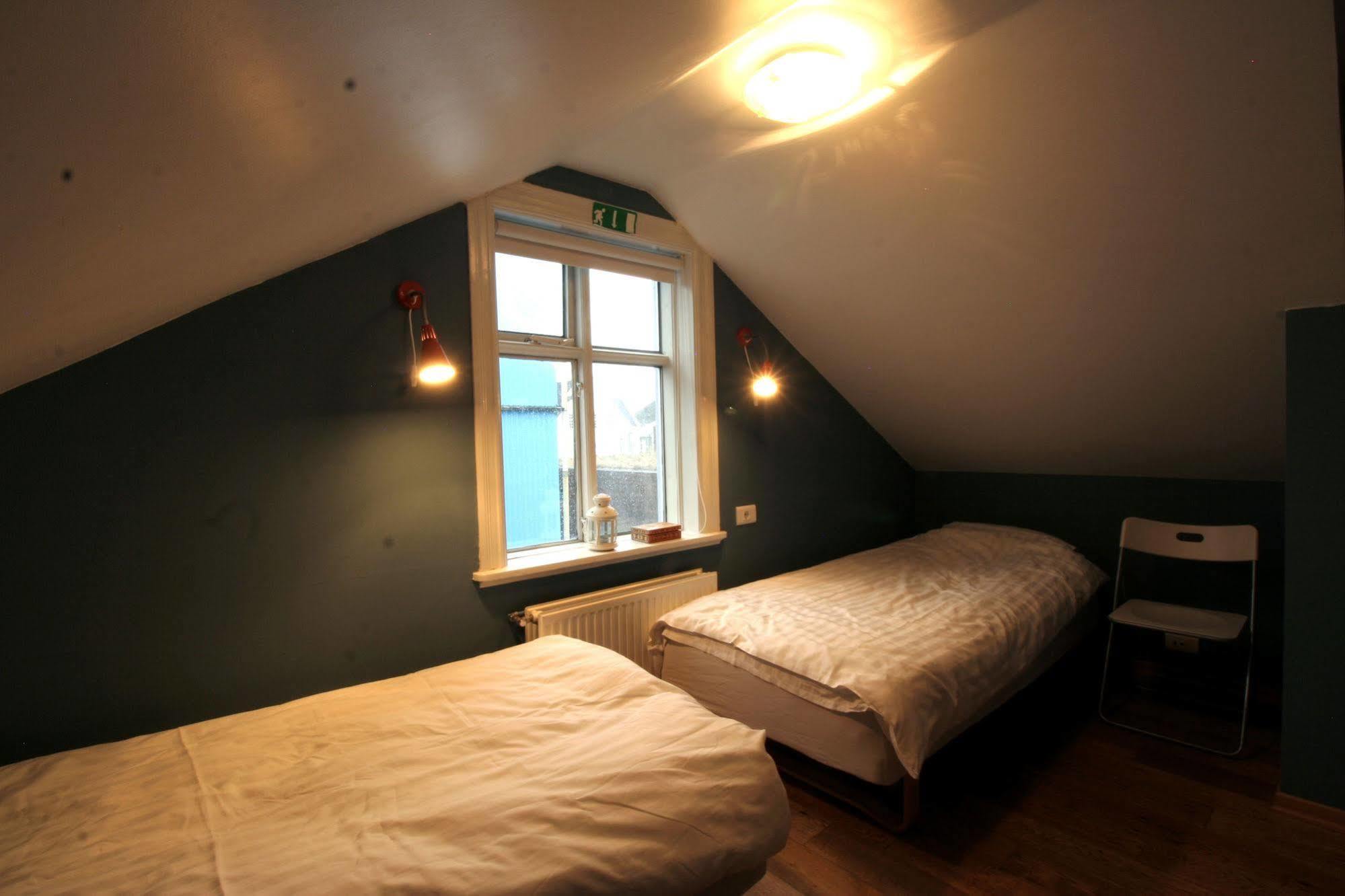 Our House Guesthouse Reykjavik Bagian luar foto