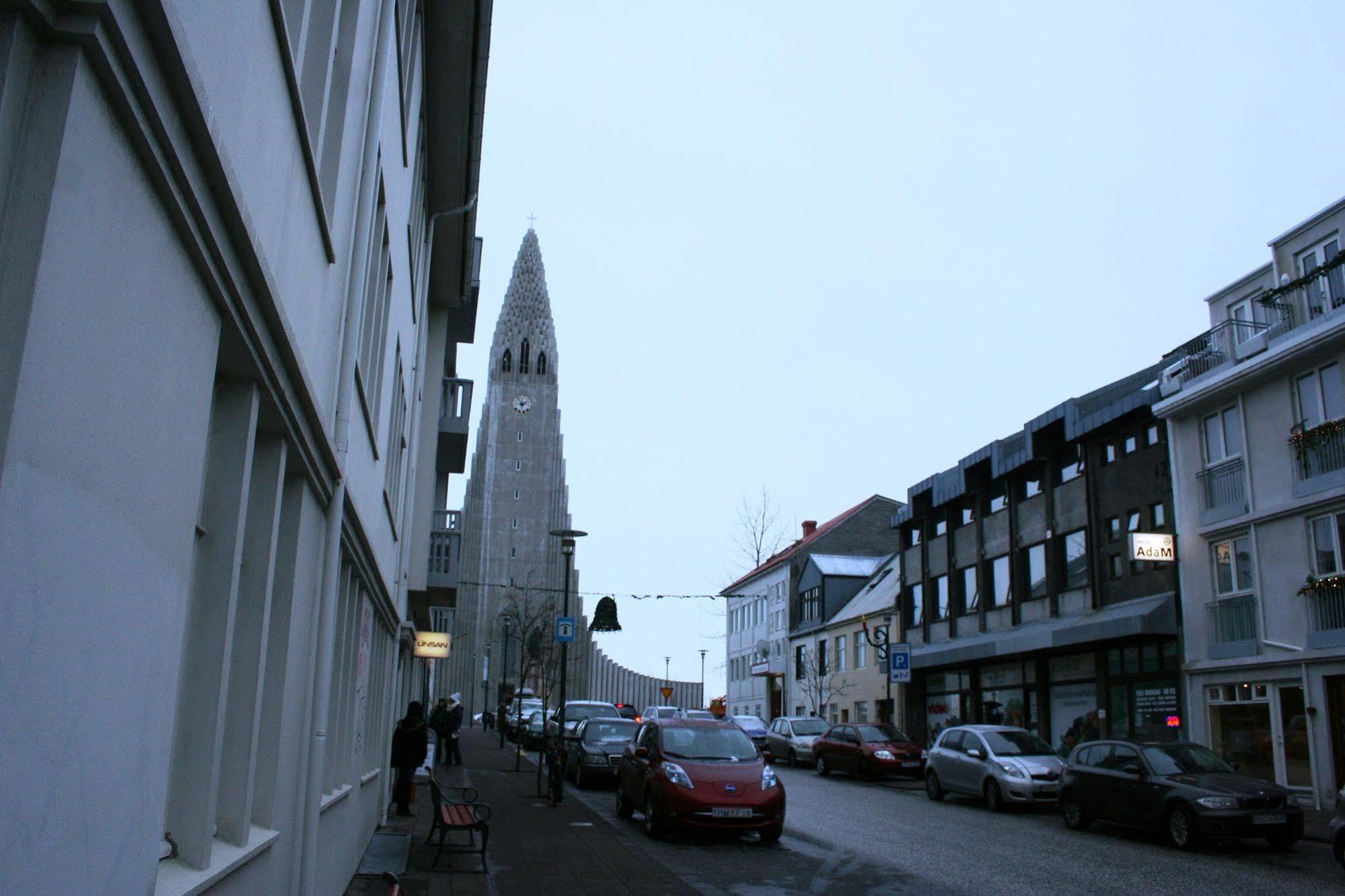 Our House Guesthouse Reykjavik Bagian luar foto